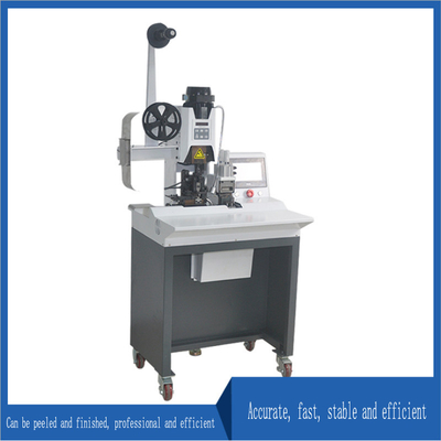 automatische Schneidemaschine des gewebten Materials 1-30rpm für Flausch-Band-Rolle/Band